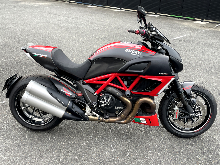 京都 中古バイク DUCATI Diavel Carbon G100AB – 京都 バイクショップ