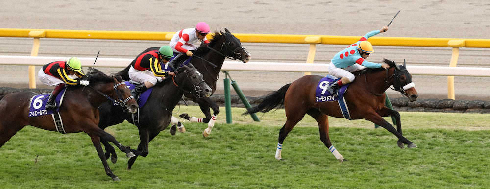 天皇賞・秋】ルメールが涙「重圧凄かった。よく頑張ってくれた