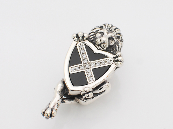 REGAL LION PENDANT/Justin Davis（ジャスティンデイビス） - DEFI