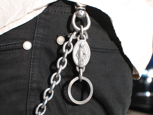 mary medal key holder/AMP JAPAN（アンプ ジャパン） - DEFI