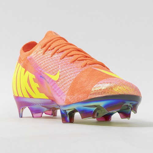 ズーム マーキュリアル ヴェイパー 16 エリート SE FG／サッカー