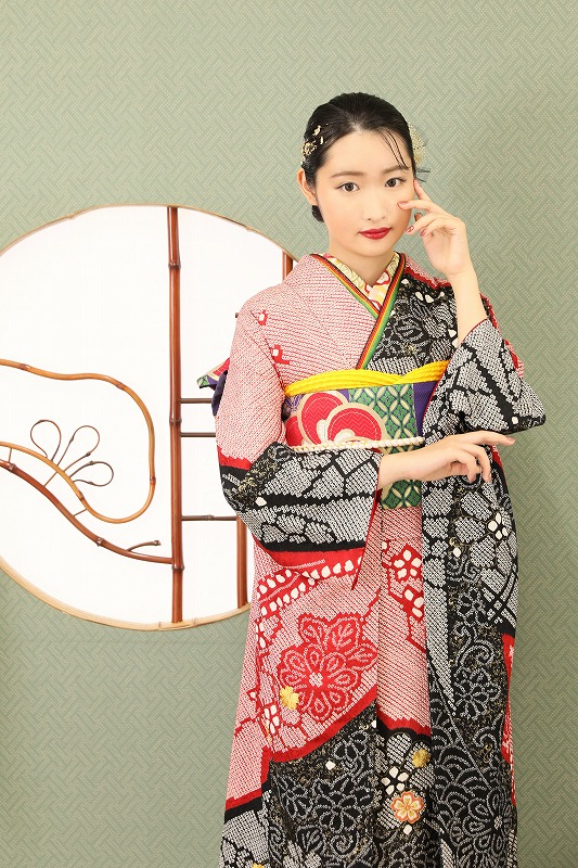 成人式の振袖に迷ったら『総絞り』：魅力・メリット・コーデポイント