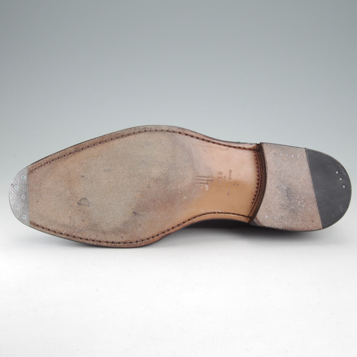 ヤンコ パンチドキャップトゥ 黒 7 中古 o447 | 高級中古革靴の買取