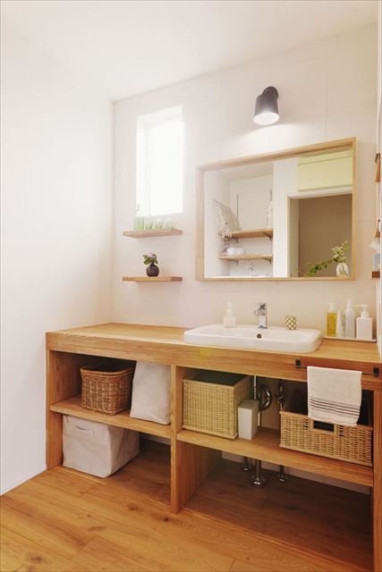 見た目も機能も妥協ナシ！リノベでマネしたい造作洗面台