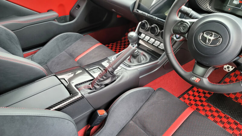 GR86にインテリアパネル取付！ - セカンドステージブログ