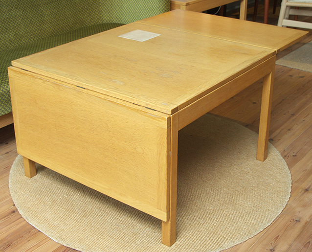 テーブル / デスク：ボーエ・モーエンセン コーヒーテーブル5362｜スーク