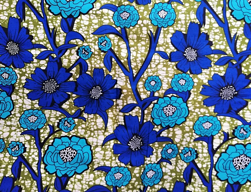 アフリカ布の中でも高級なワックスプリント。西アフリカではパ―ニュと