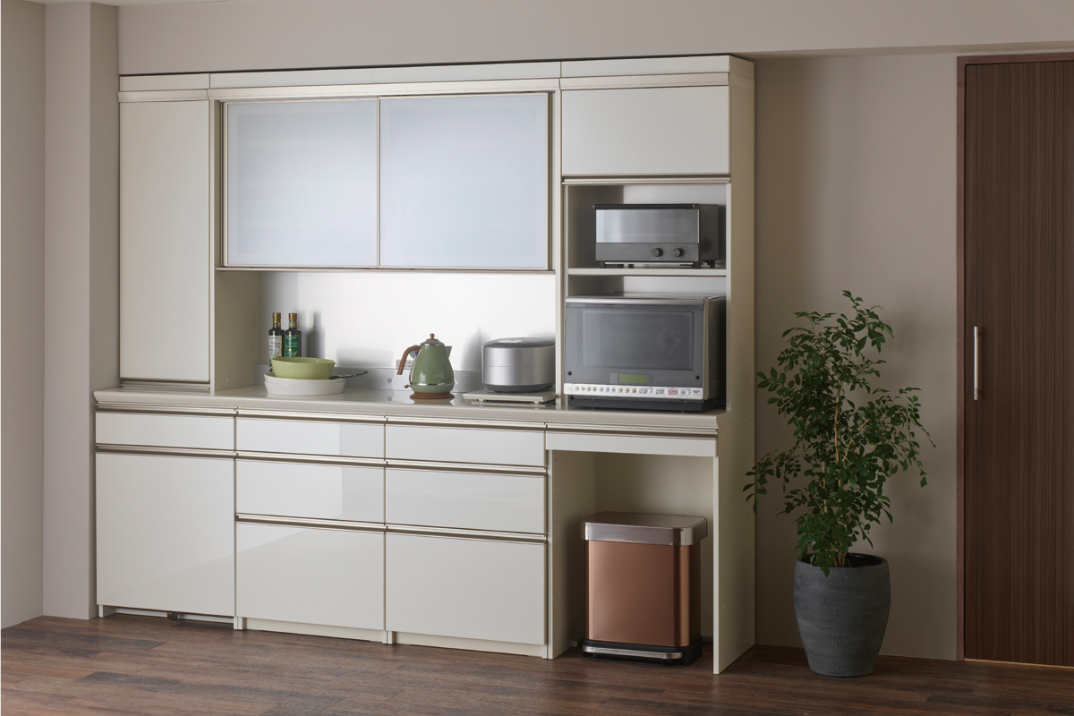 造作家具」と「パモウナの食器棚」との違い | 家具・インテリアの