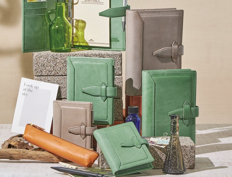 Davinciシステム手帳ロロマクラシック限定色エスメラルダ