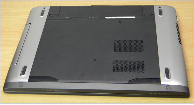 DELL Vostro 3560のレビュー！15.6インチ非光沢液晶ノート【パソコン