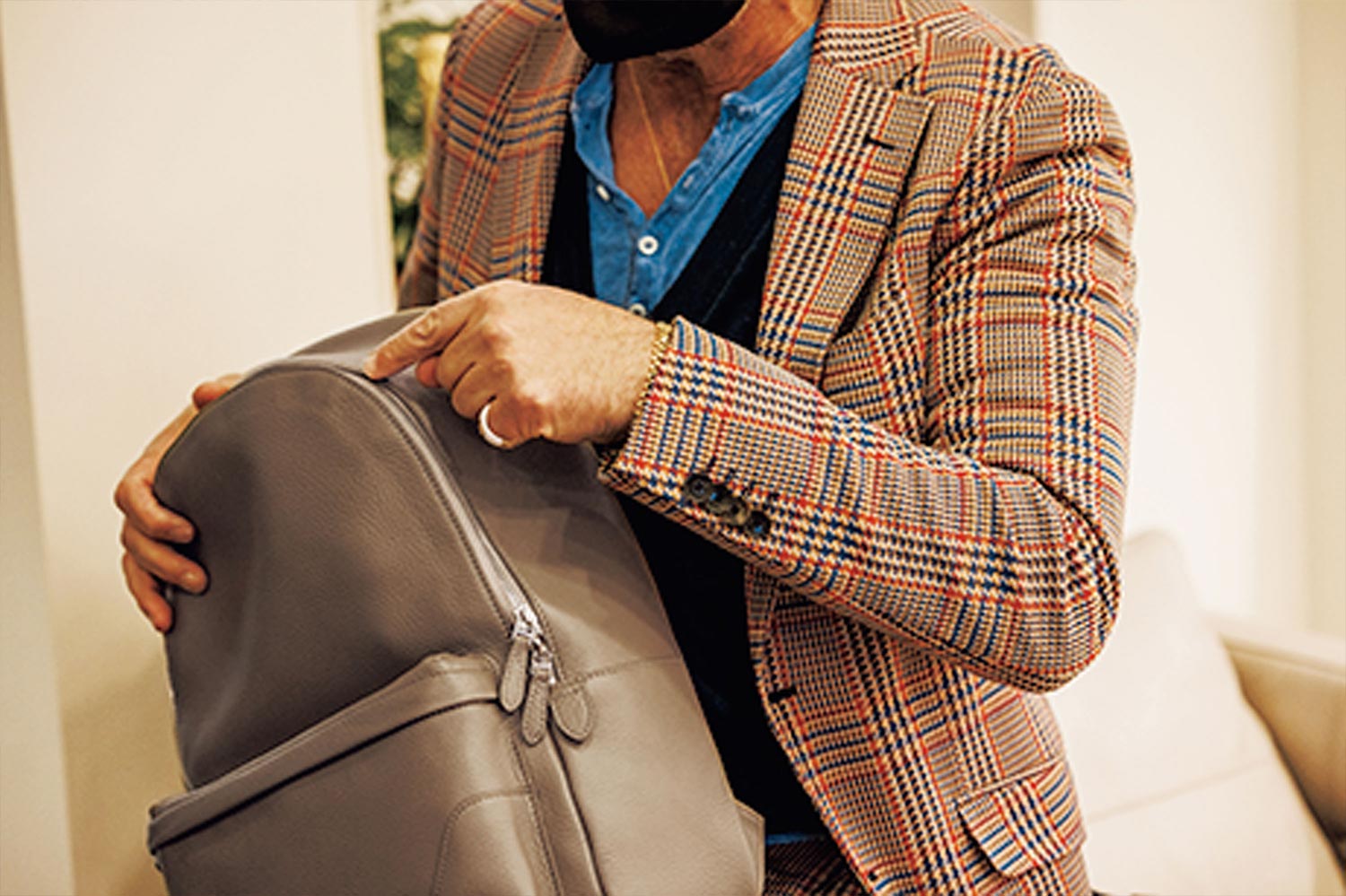 LEON×ジローラモ×PELLE MORBIDA 10周年アニバーサリーアイテム【特集