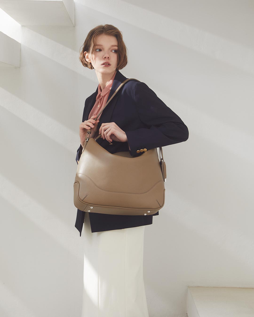 新作ショルダーバッグ2型が登場