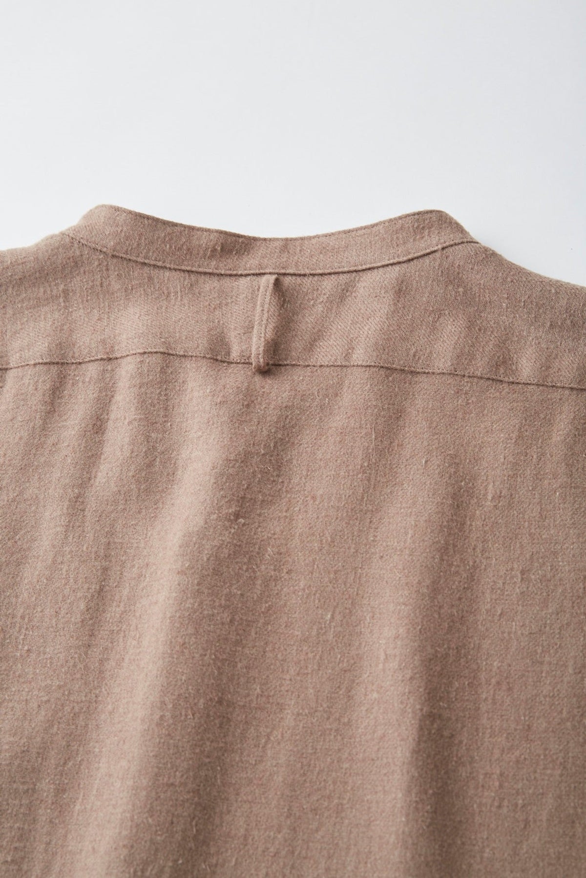 ○OLD JOE - BAND COLLAR LONG TAIL SHIRTS - MINK – PHAETON