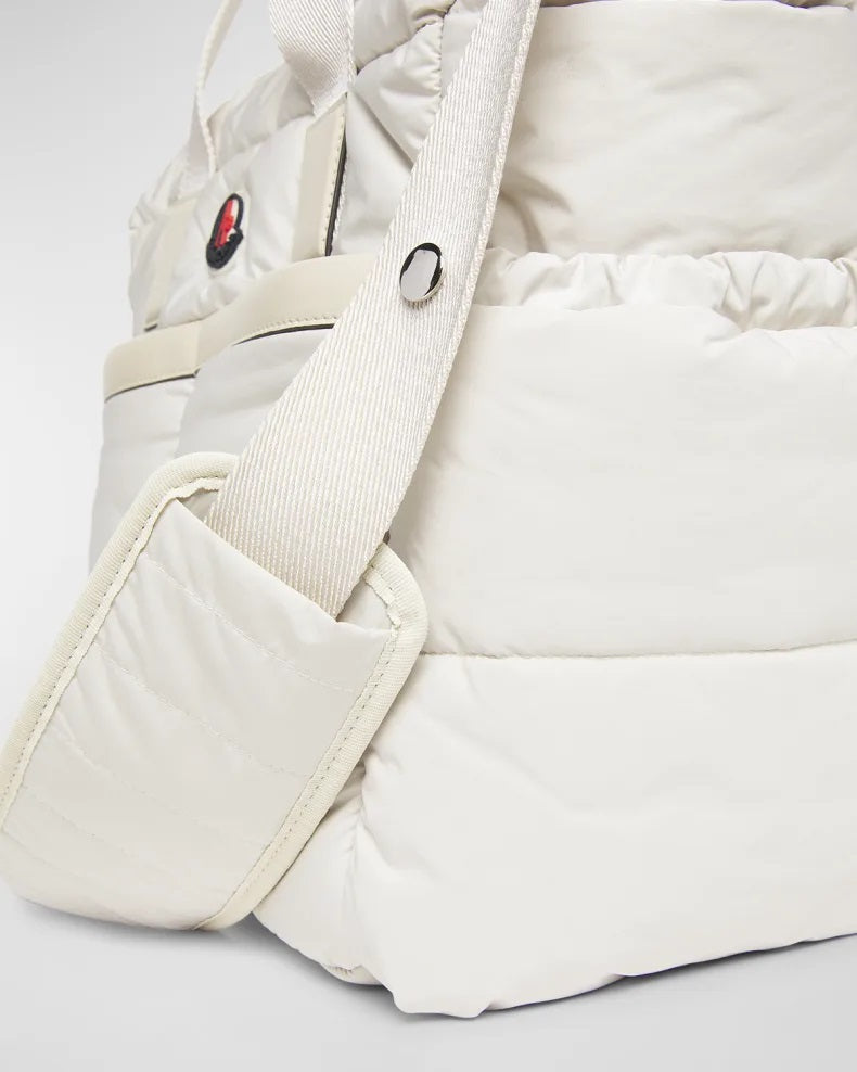 お取り寄せ】『MONCLER』モンクレール マザーズバッグ -ライトベージュ