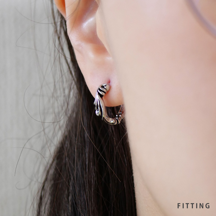 ボディピアス ワンタッチで装着 アラベスクシルバーリングピアス 20G