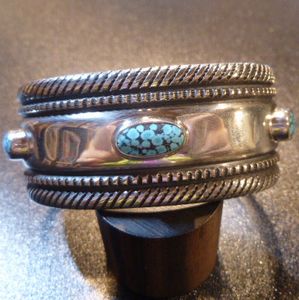 ナバホ McKee・Platero マッキー・プラテロ スタンプワーク バングル