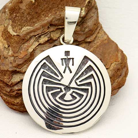 マンインザメイズ｜ホピ族 柄 意味について | インディアンジュエリー