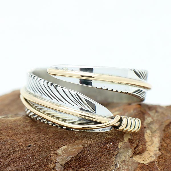 Harvey Mace(ハービー・メイス)のフェザーバングルの選び方