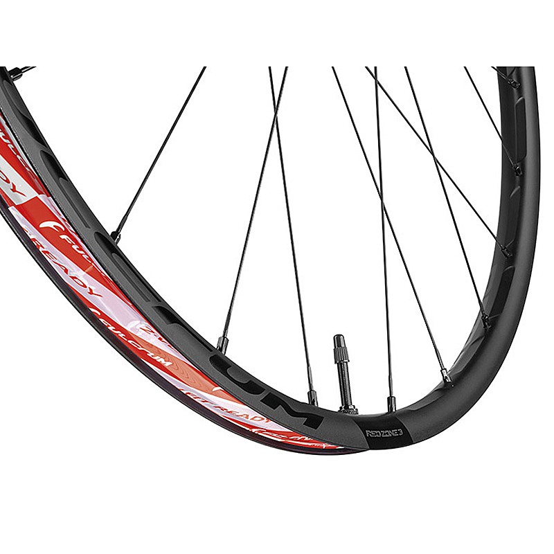 FULCRUM（フルクラム）Red Zone3 BOOST（レッドゾーン3ブースト）前後