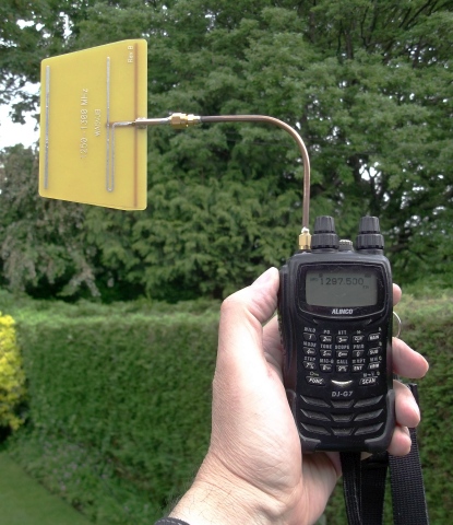 The Alinco DJ-G7 handie