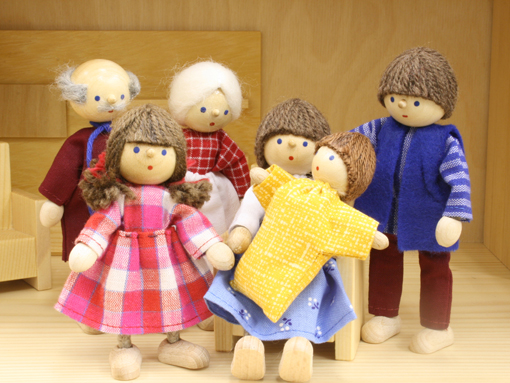 木のおもちゃ カルテット / ドールハウス用ミニチュア人形-6人家族