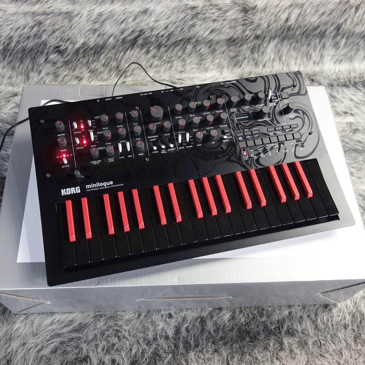 美品 KORG minilogue bass ベースシンセサイザー 元箱あり KORG MINILOGUE BASS | 即戦力のシンセ・ベース・サウンドを生み出す