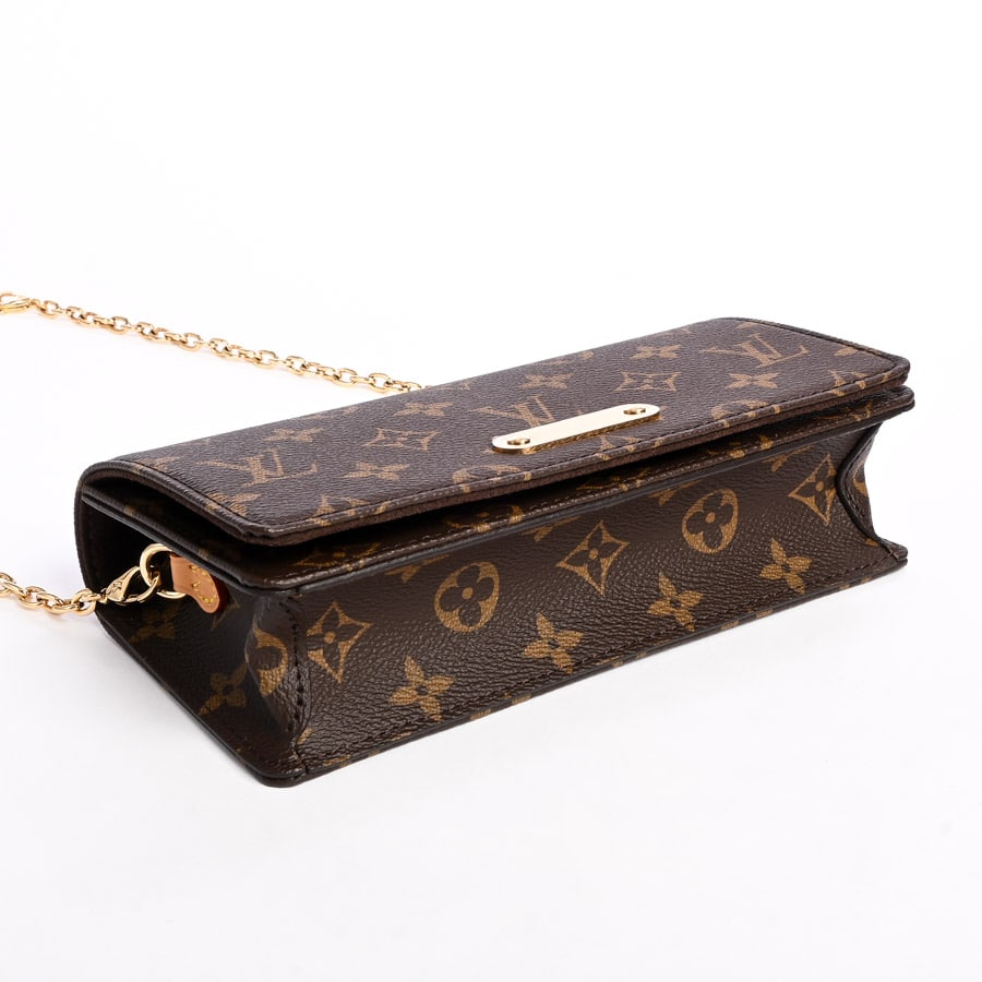 ウォレットオンチェーンリリー | M82509 | クロスショルダーバッグ