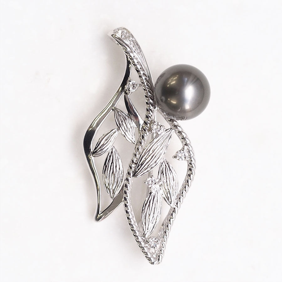 SV黒蝶真珠のフォーマルリーフブローチペンダント – 碌山ショップ