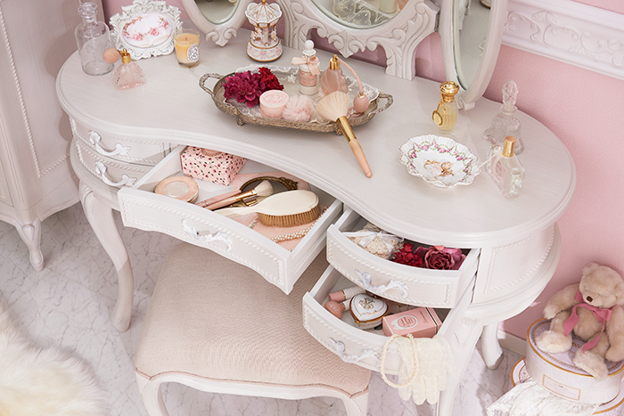 かわいい三面鏡ドレッサー10選│ロマプリ・ロマンティックプリンセス
