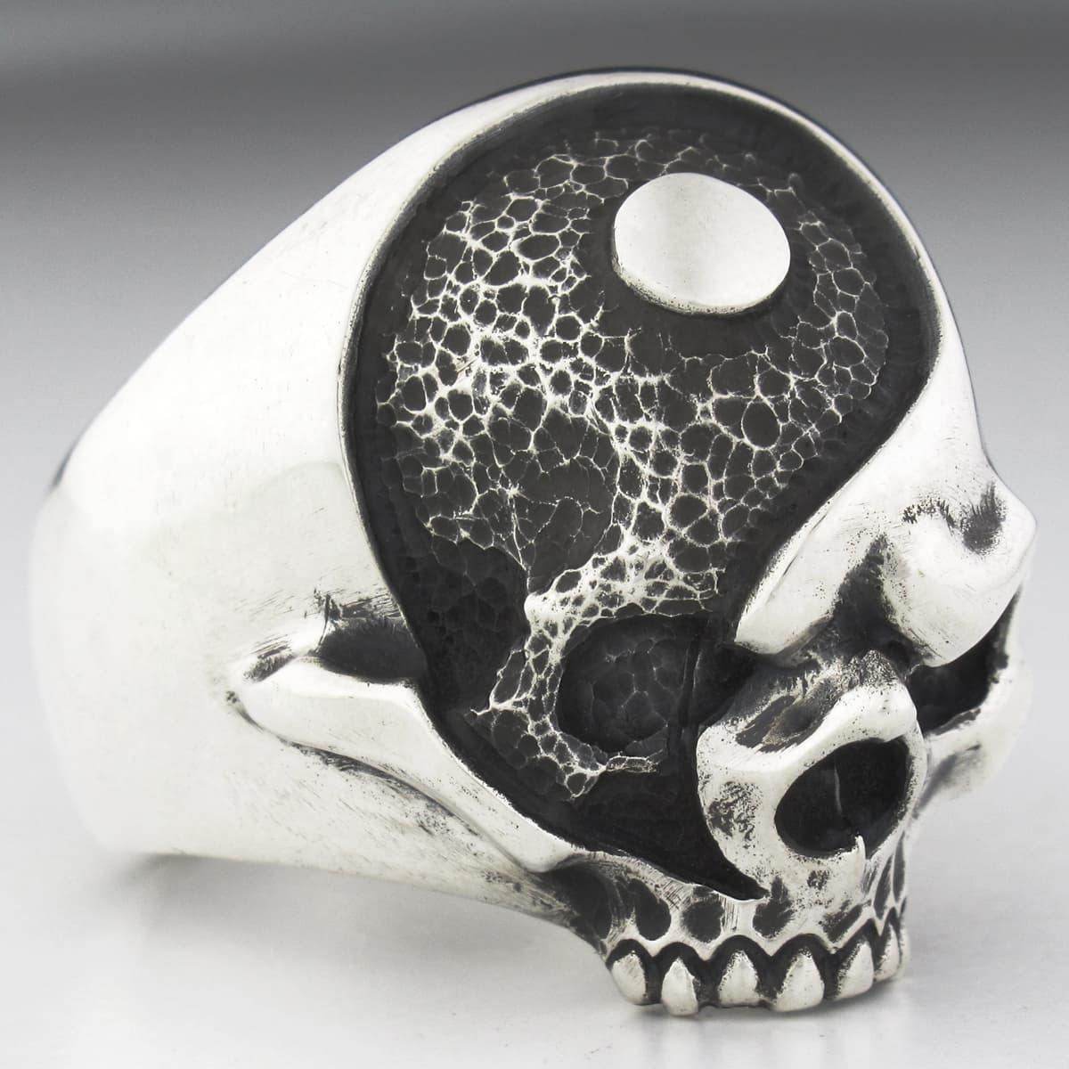 ラットレース - TAO Skull Ring – RAT RACE OFFICIAL STORE