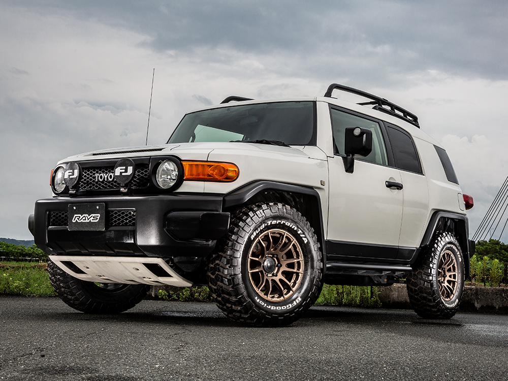 57XR-X｜RAYS（株式会社レイズ）｜革新的なハイパフォーマンスホイール