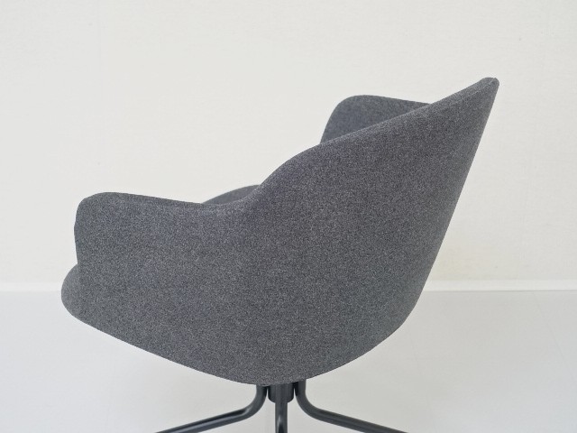 中古｜オカムラ｜8117｜ミーティングチェア（回転タイプ）・会議