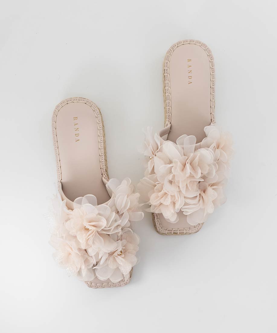 ボリュームフラワーミュールサンダルRANDA公式サイト