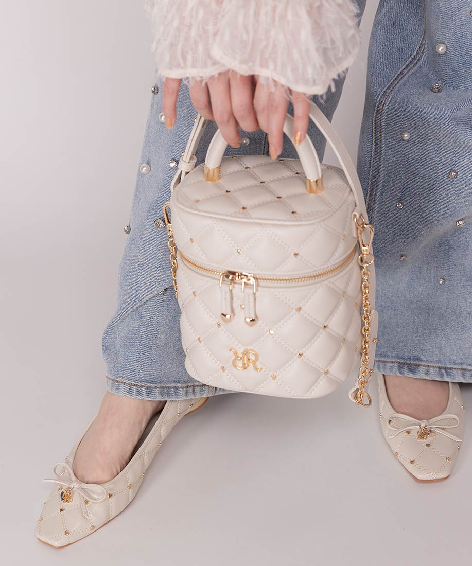 SALE】【HEART COLLECTION】ハートスタッズ2WAYキルティングバニティ