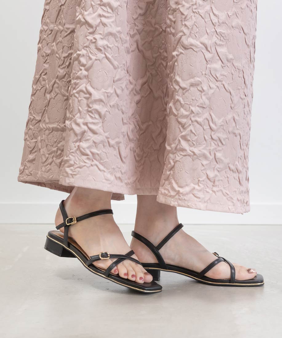 クロスストラップフラットサンダルRANDA公式サイト