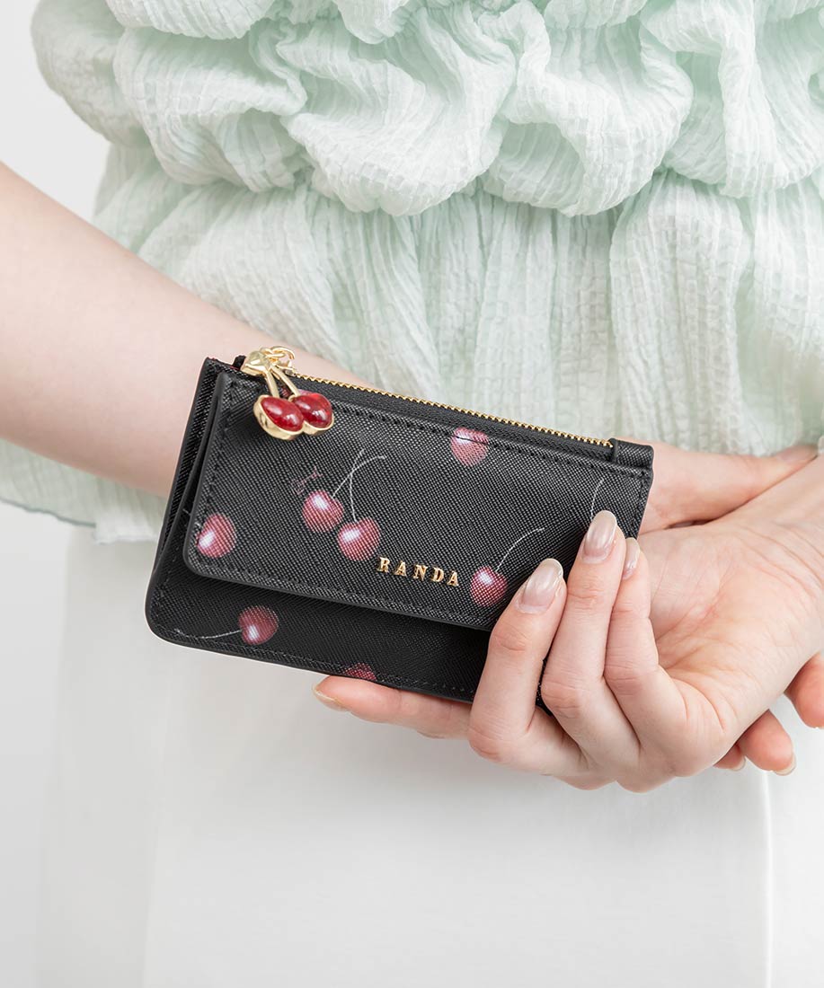 Cherry＆Strawberry】チャーム付きフラップフラグメントケースRANDA