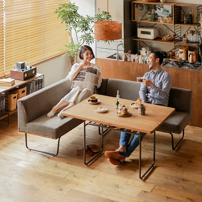 ソファーダイニングはWIRYとculumどちらがいい？ 2シリーズの違いをご