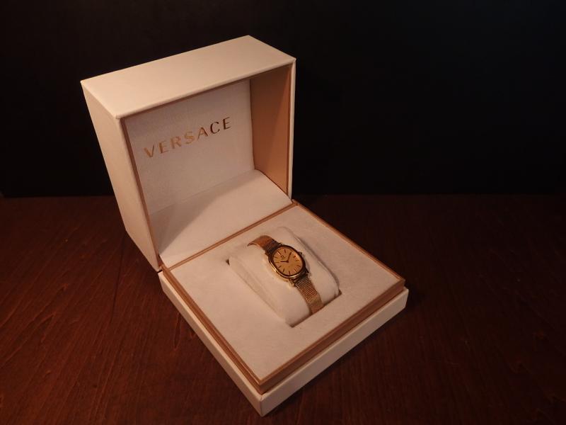 ビンテージVERSACE時計ケース、ヴィンテージベルサーチディスプレイ