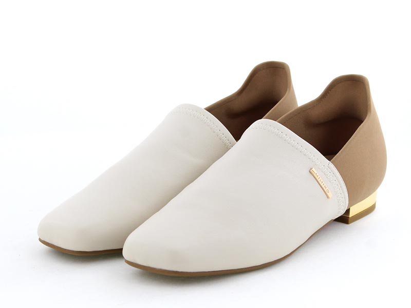 アイボリー パンプス｜リーガルコーポレーション公式オンラインショップ