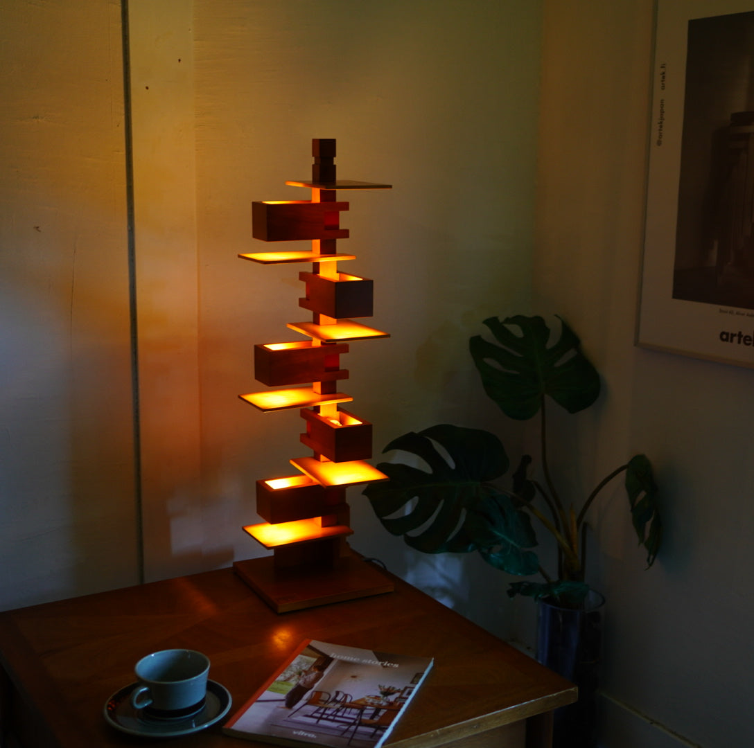 ヤマギワ / YAMAGIWA タリアセン3 / TELIESEN 3 テーブルランプ