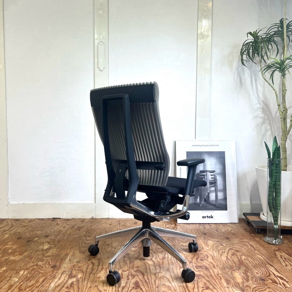 イトーキ / ITOKI スピーナチェア エラストマーバック 可動肘 アルミ脚