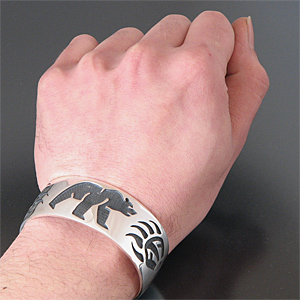 HOPI/ホピ族 Lawrence Saufkie/ローレンス・スフキー ベア バングル