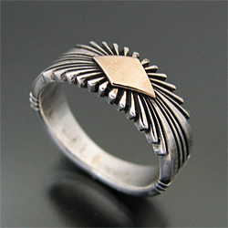 NAVAJO/ナバホ族 Pat Bedonie/パトリシア(パット)・ベドニー サン