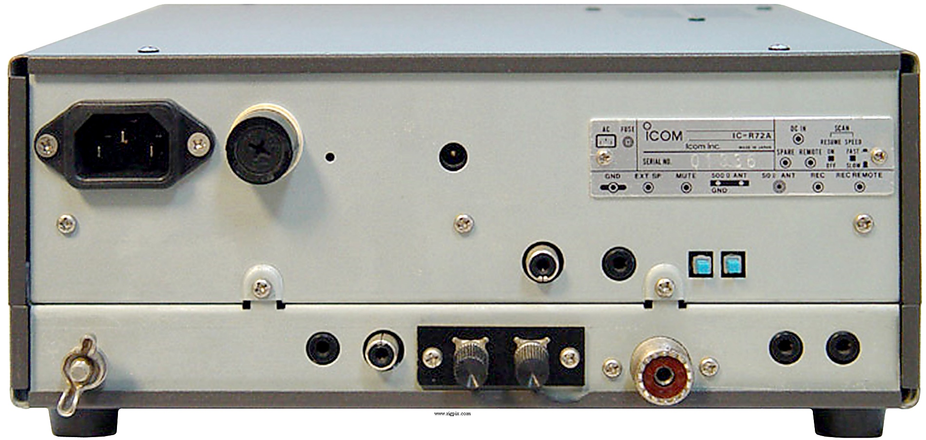 RigPix Database - Icom - IC-R72