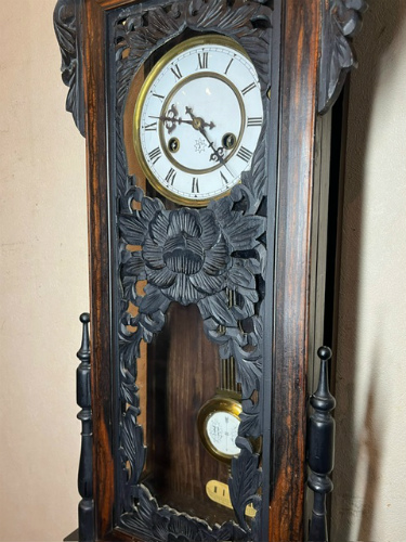 昔懐かしいアンティーク柱時計をお届け|WATERBURY