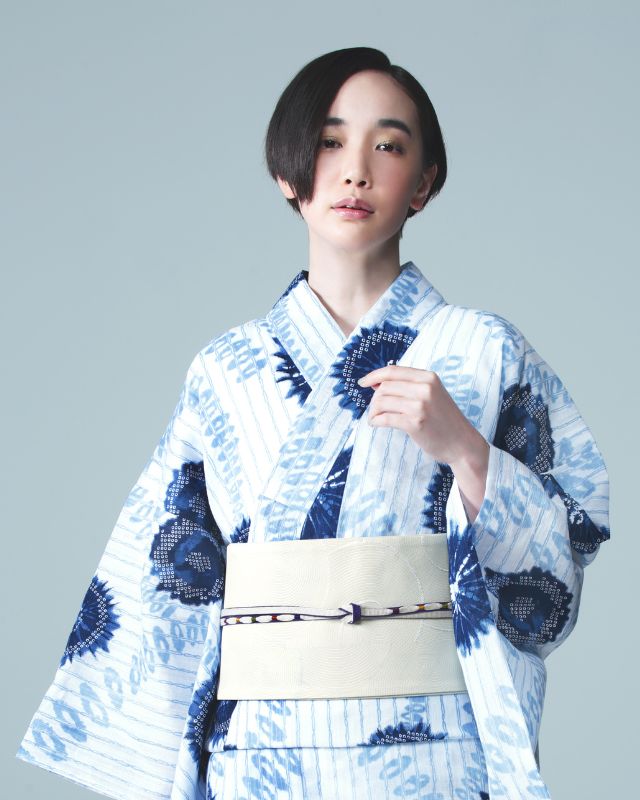 振袖の長襦袢とは？選び方や着付け方法などを解説