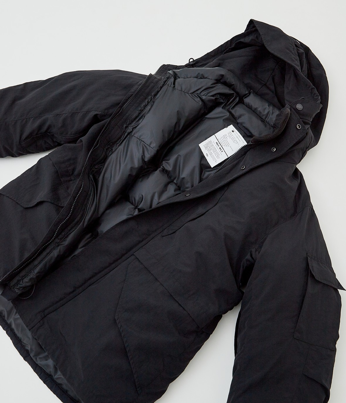 ネクサスセブン×デサント オルテラ イン コラボ 第二弾幻のダウン