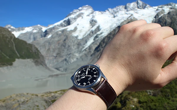 青春の1ページを労働一色に塗りたくって手にした、IWC「パイロット