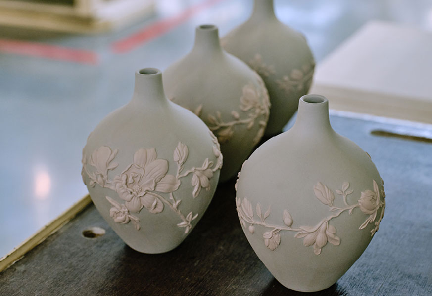 ジャスパー250周年を記念するマグノリア ブロッサム ミンク登場