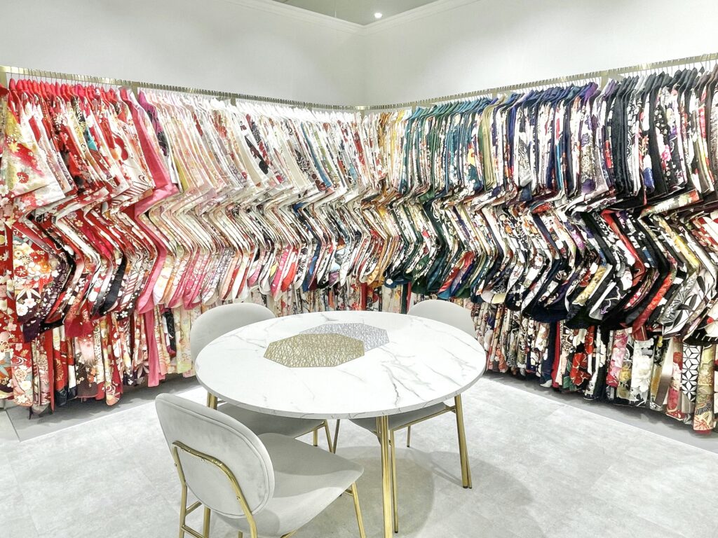 ふりそでMODEイオンモール川口店 - 成人式振袖フルセットレンタル - 前